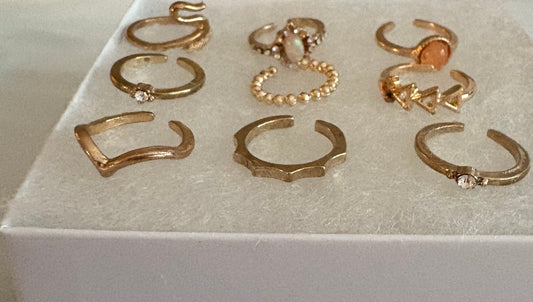 Gold Toe Rings
